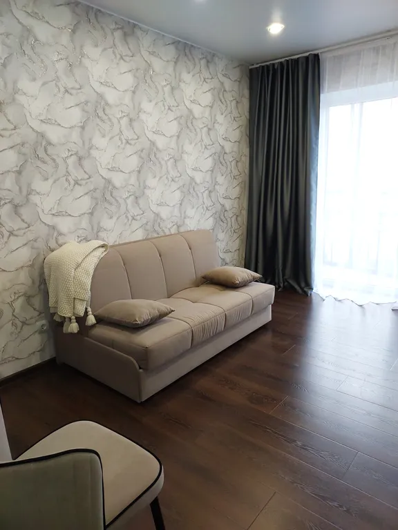 Квартира с панорамными окнами с видом на реку