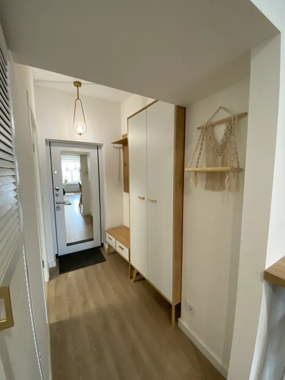 Студия в стиле Сканди с видом на Кремль