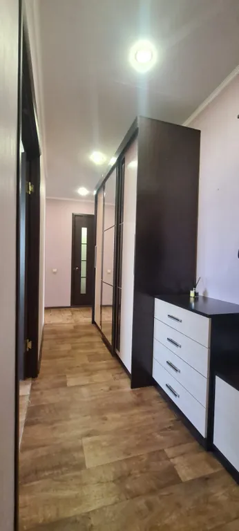 4-комнатная Квартира