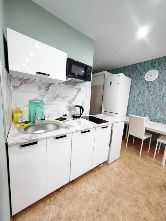 Светлая гостинка, свежий ремонт, 4 спальных места