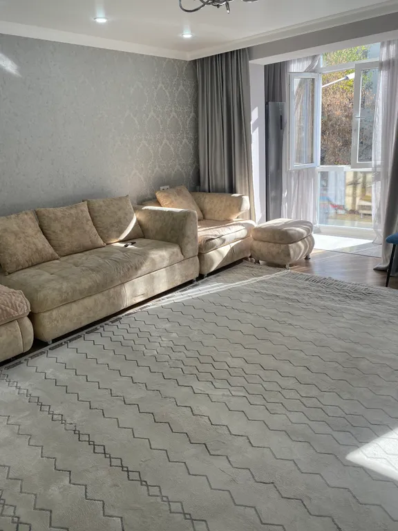 Двухэтажная квартира на набережной реки Есиль