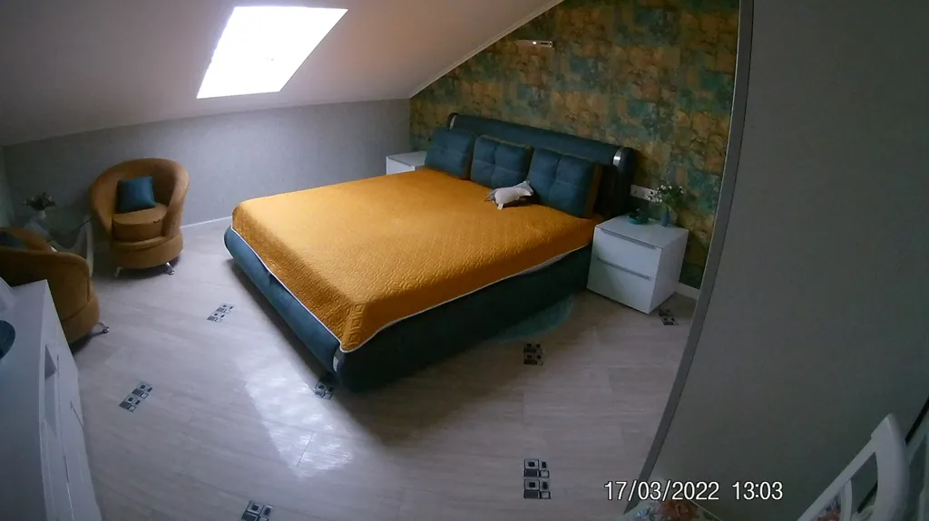 Двухуровневая квартира в тихом месте