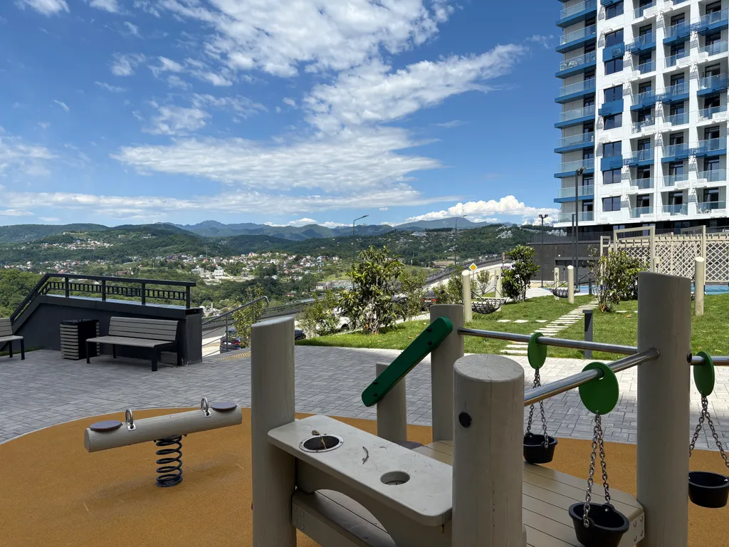 Стильная уютная инстаграммная студия "тропики" в элитном жк