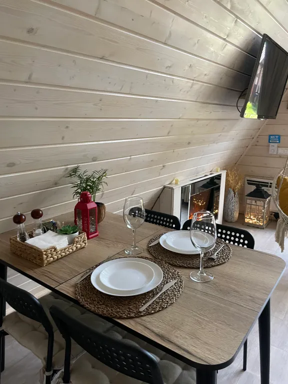 A-frame с банным чаном на берегу водоёма