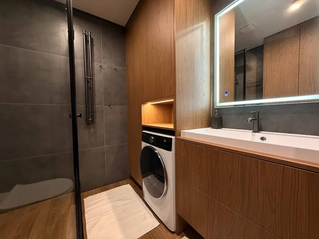 Уютная квартира в центре города с дизайнерским ремонтом