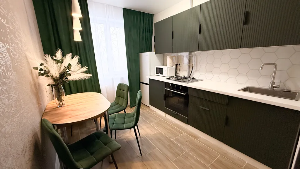 Шикарная трёхкомнатная квартира, 10 минут до центра