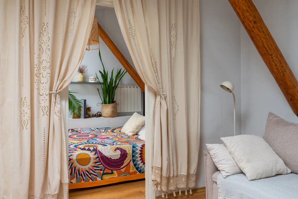 Квартира Квартира Просторная мансарда в самом центре — Москва