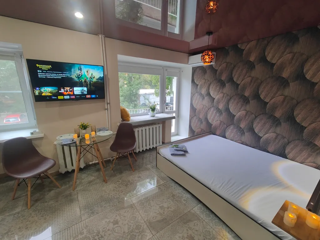 Квартира Отличная Студия напротив СибАДИ в центре Нефтяников — Омск