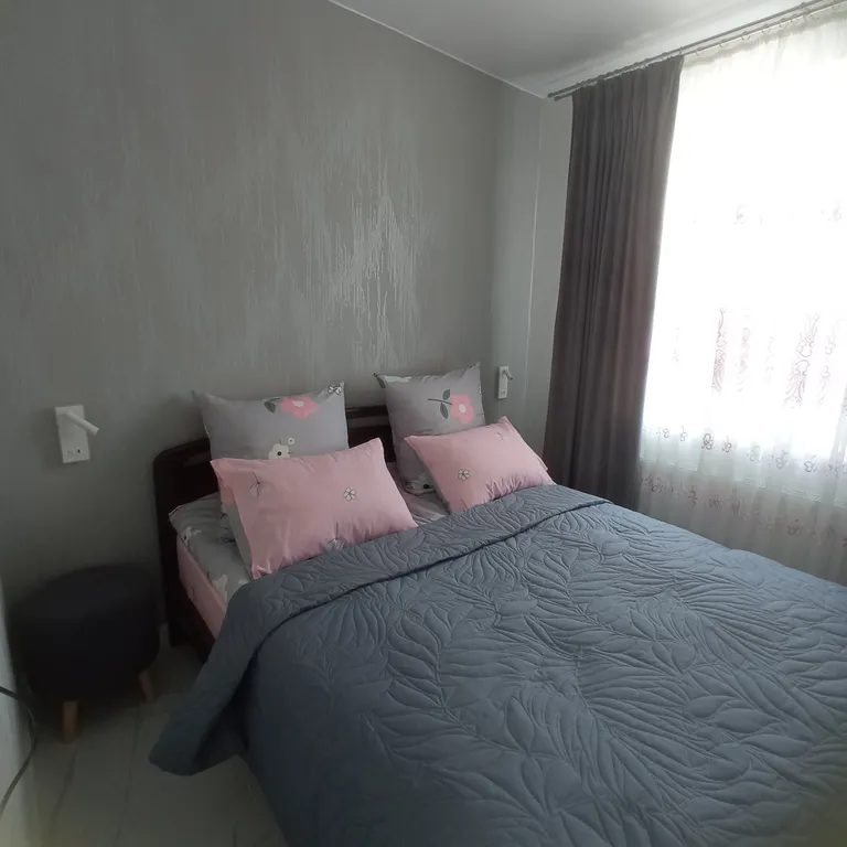 Коттедж с видом на сад