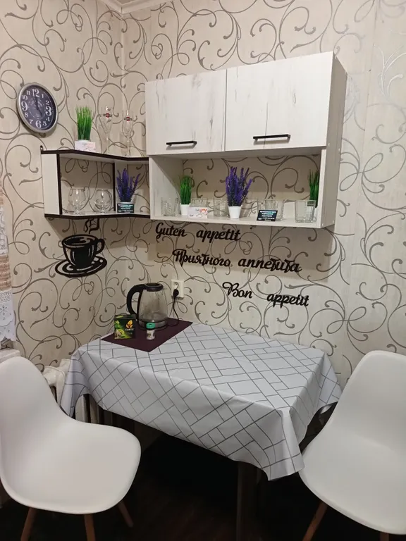 Квартира Принимает гостей уютная двушка — аренда посуточно в Мурманск