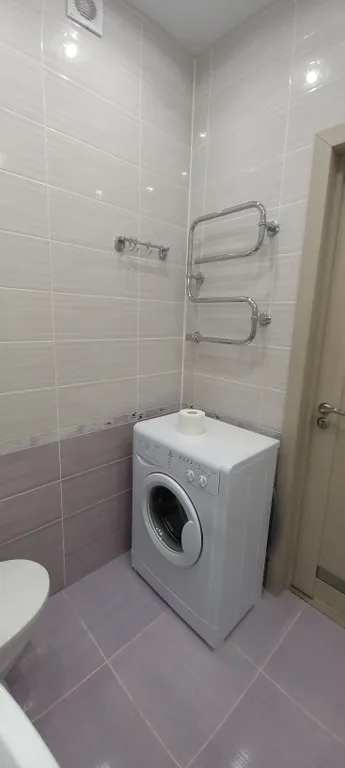 Современная квартира с видом на озеро