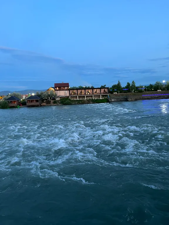 Гостевой дом у РРК Янтарное, Глав Рыба, Сулакский каньон