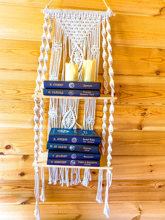 Дом со своей баней, банным чаном, террасой, мангалом коптильней в лесу