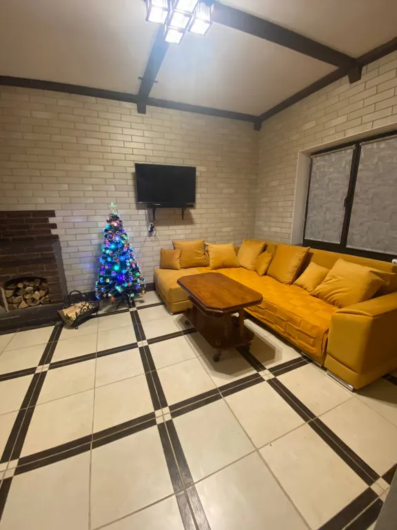 Просторный коттедж в тихом месте