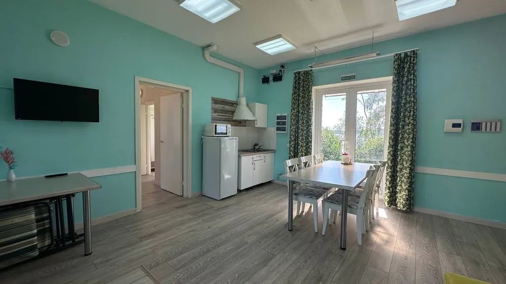 Квартира Семейный апартамент с просторной гостиной и просторной спальней — Мичуринское