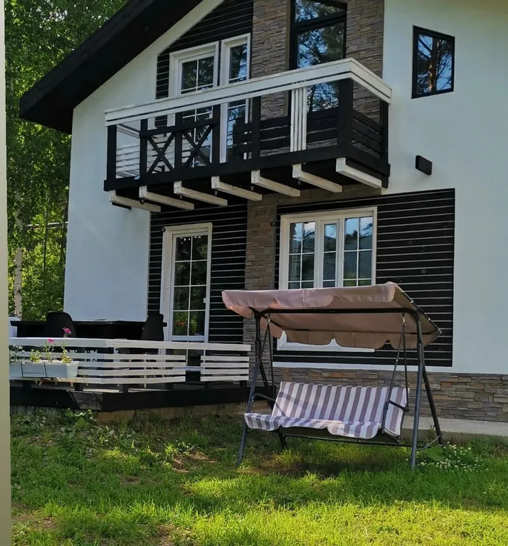 Дом с котом