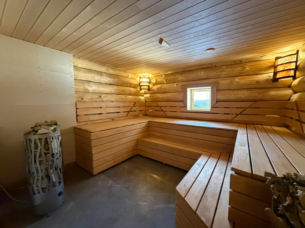 6-комнатный Дом