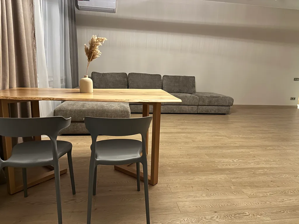 Большая дизайнерская квартира в центре, у стадиона и Мамаева кургана