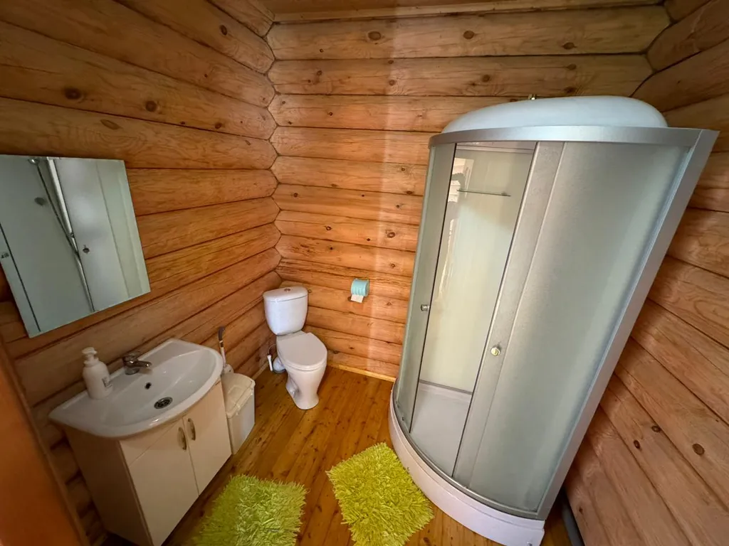 Усадьба Гусли, Кедр