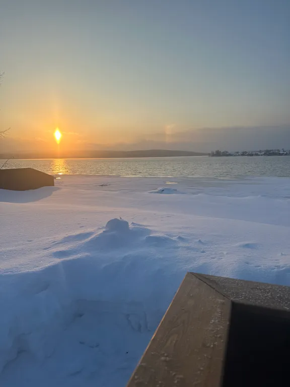 Коттедж "Грей Вилла"  на берегу водоема с потрясающими видами — аренда посуточно в Верхний Тагил