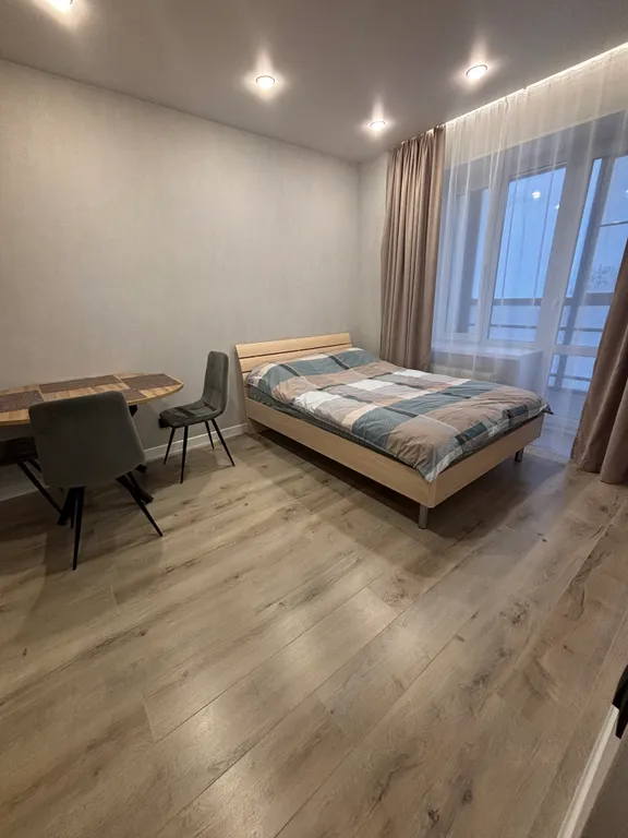 Евро-двушка у ТРЦ Макси