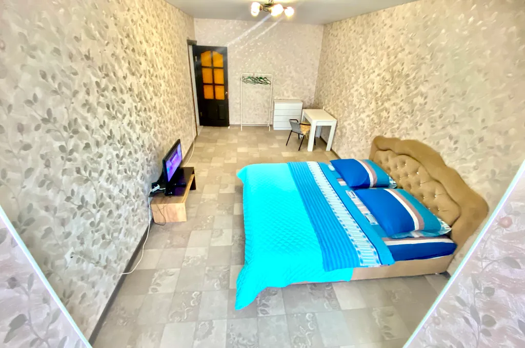 Первый дом от Волги на центральной Набережной