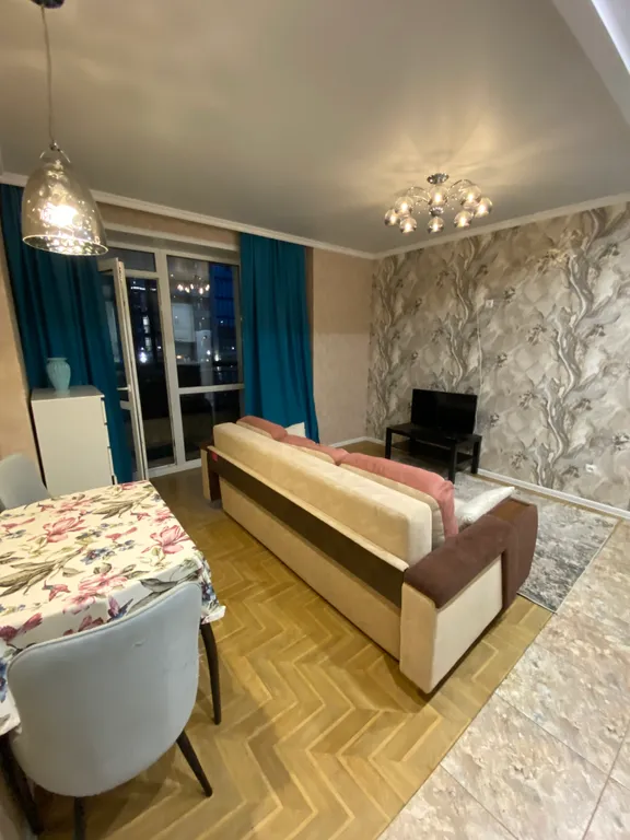 Уютная 3-комнатная квартира-студия в центре города