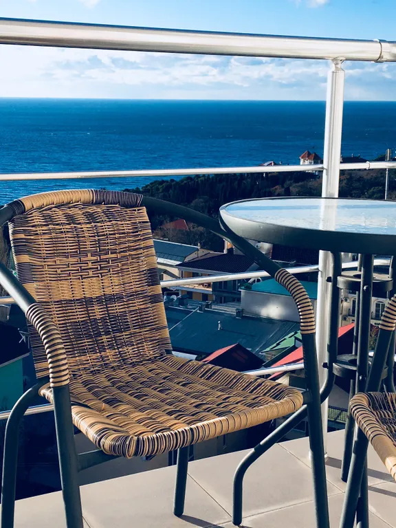 Стильная квартира студия с шикарным видом на море в Мисхоре