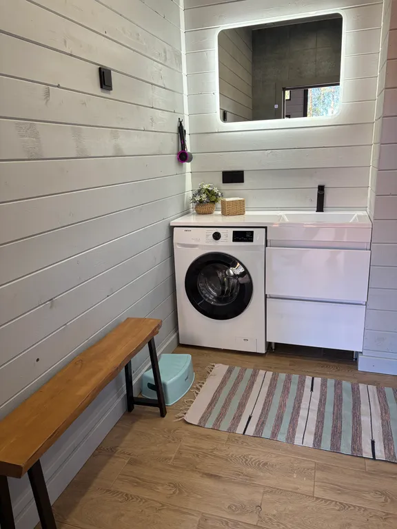 Коттедж Уютный дом с купелью — Бугры