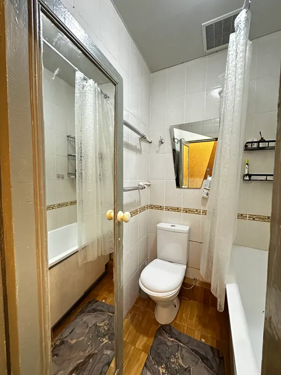 Уютная чистая студия в парке