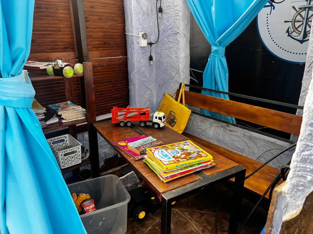 Квартира Квартира Четырёхместный номер с двуспальной и двухъярусной кроватями — Сухум