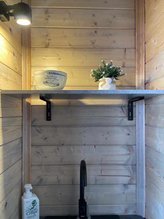 Домик на берегу моря