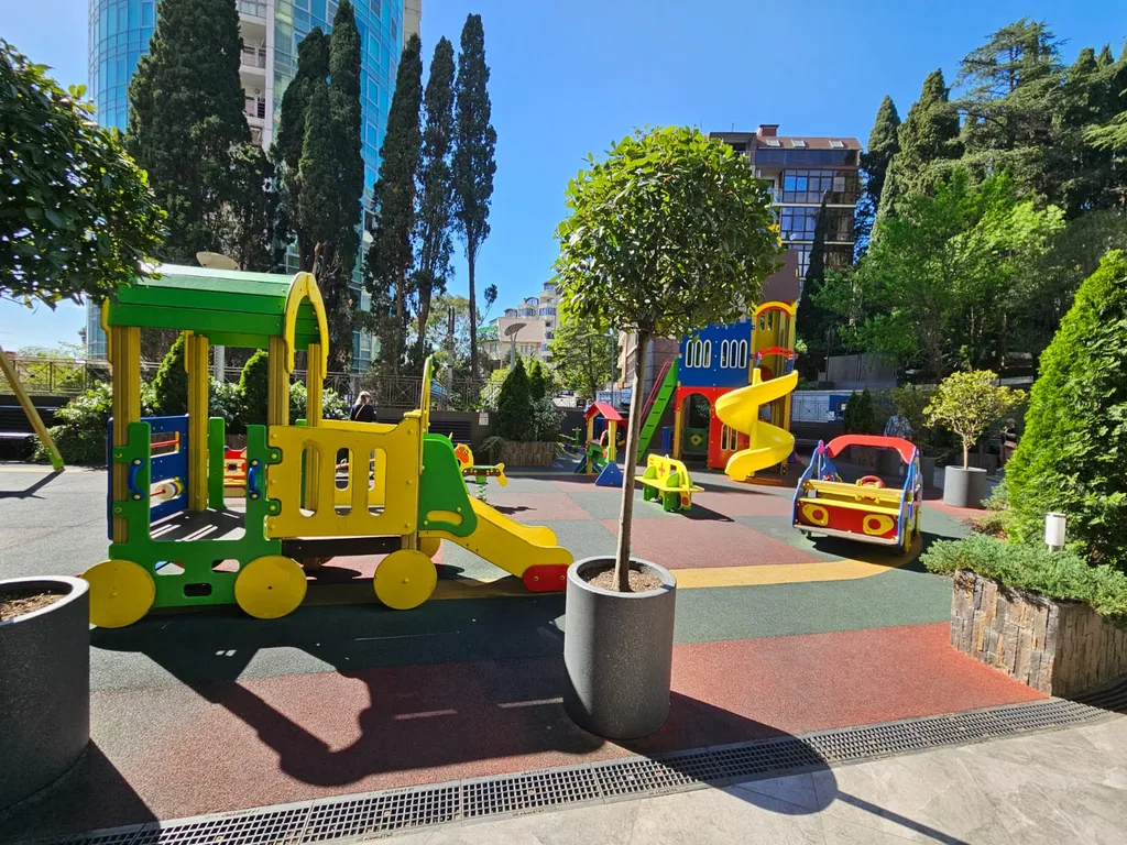 Квартира с видом на море и дизайнерским ремонтом в ЖК Метрополь