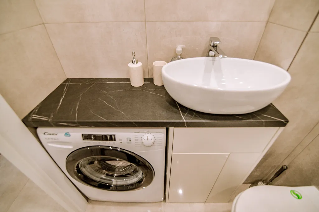 Уютная студия с красивым видом на город