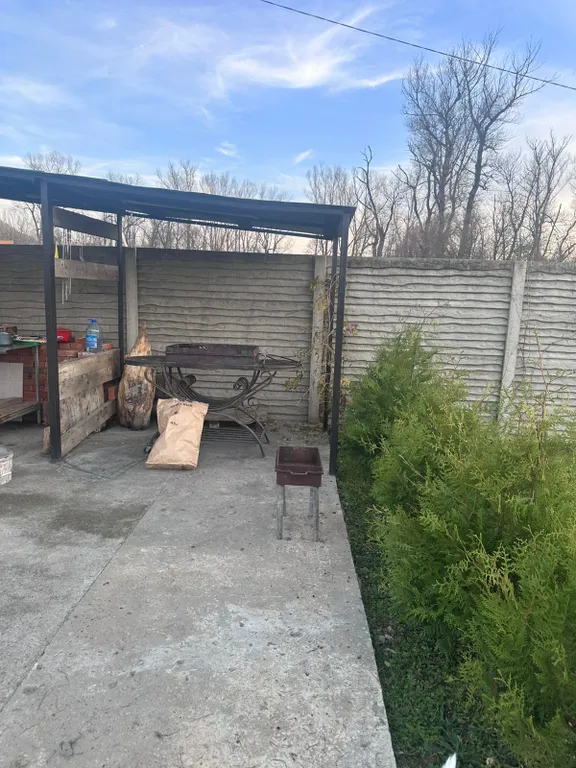 Уютный дом с беседкой и костровой зоной