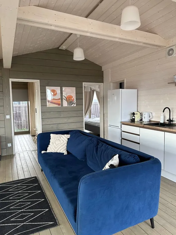 Панорамный дом с камином в престижном поселке