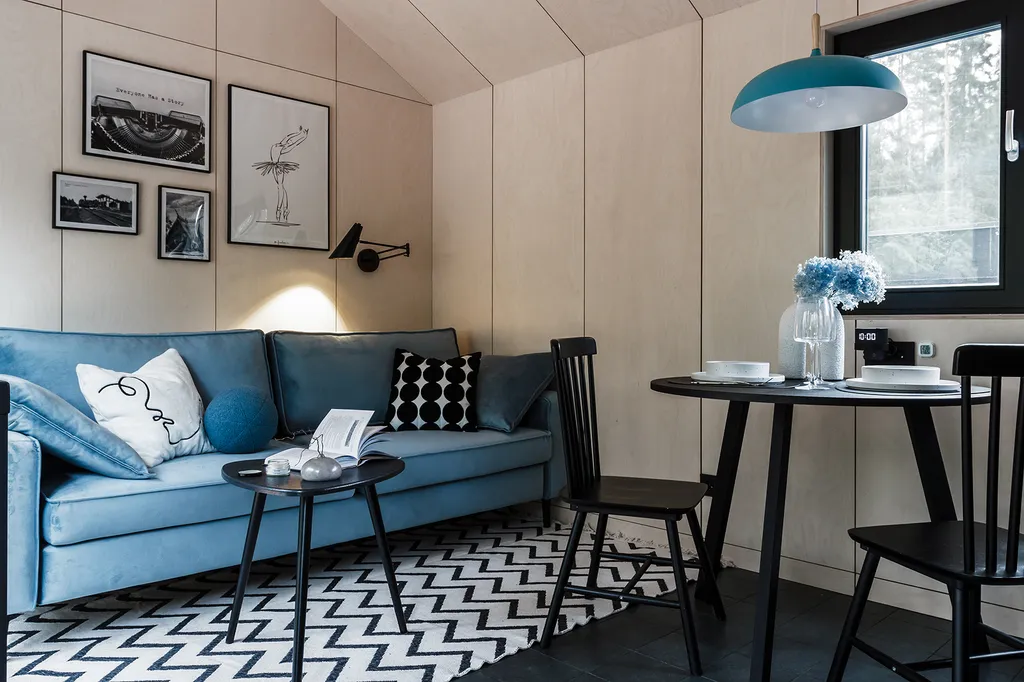 Коттедж Панорамный дом в лесу с сауной и ванной у окна — Вырица