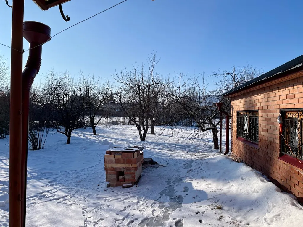 Уютный дом с камином