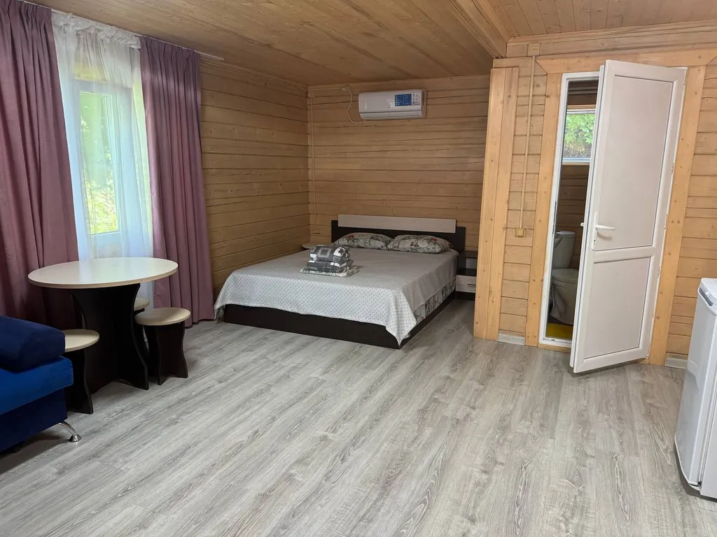 Коттедж "Лесные домики"в горах у моря