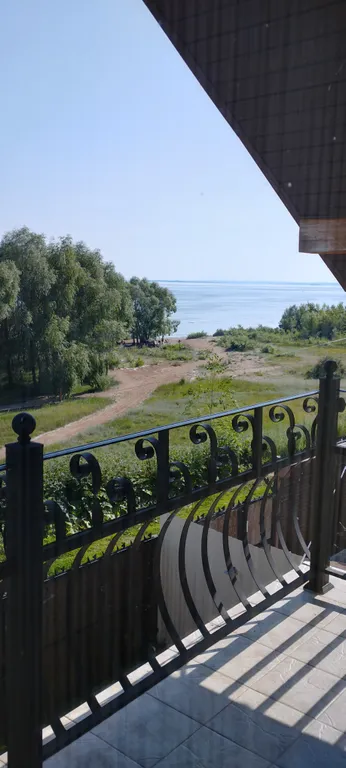 Семейный дом/дуплекс на берегу с панорамным видом на Камское море