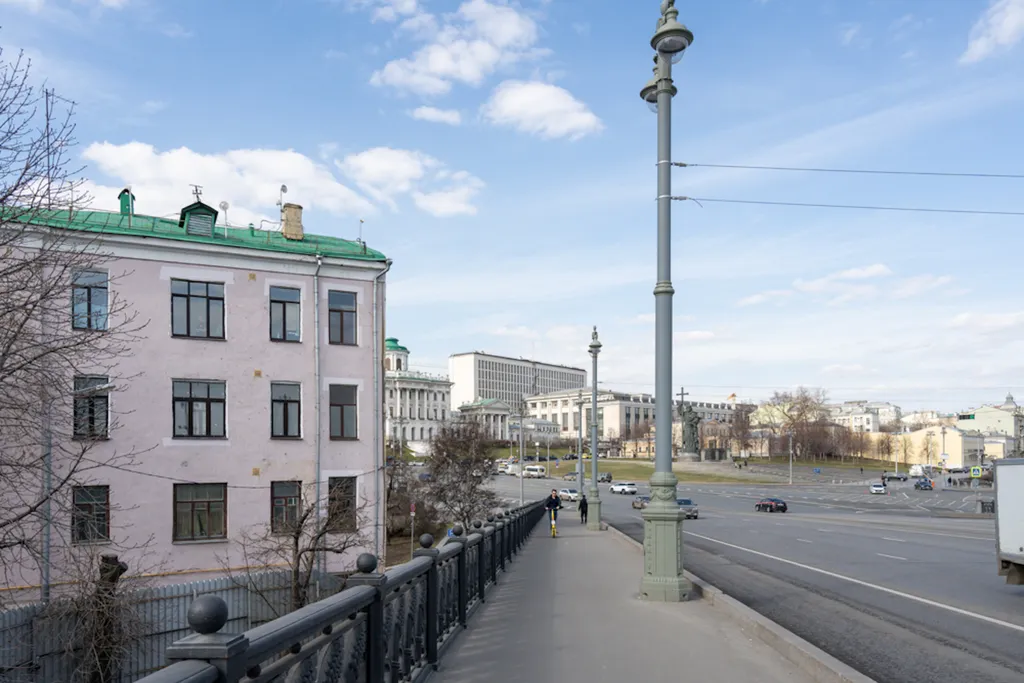Квартира Квартира Компактная двухуровневая студия в самом сердце города — Москва
