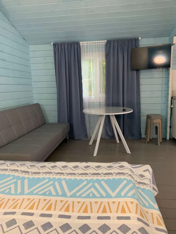 Дом с русской баней, банным чаном, бассейном