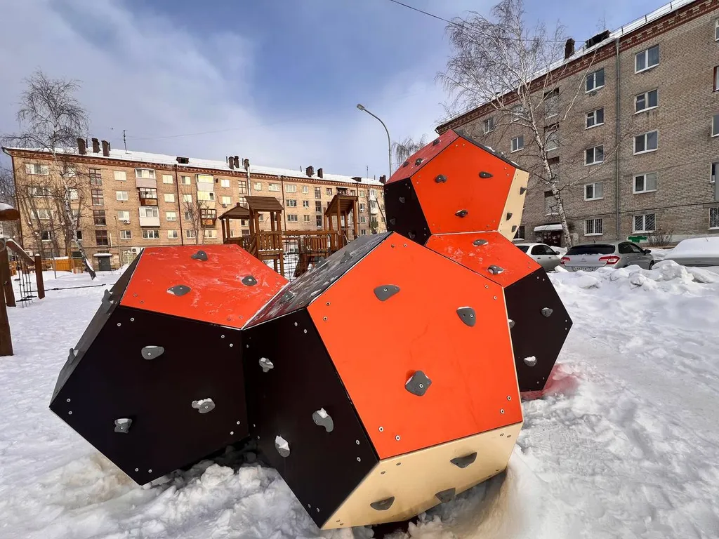 Мини - студия  эконом в центре  города