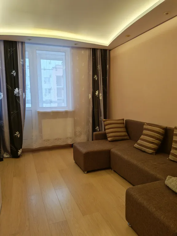 Квартира с кухней-гостиной рядом с озером Разлив