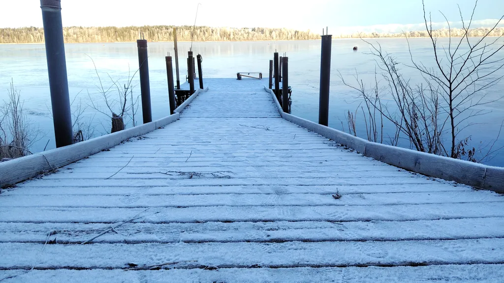 Дом с видом на озеро