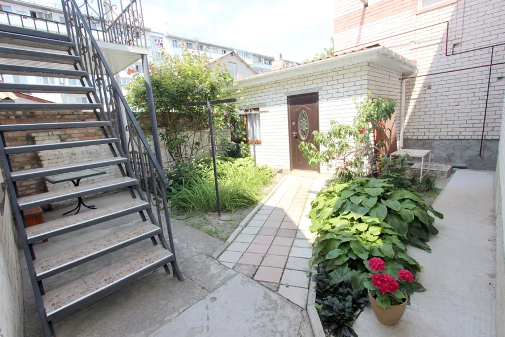 3-комнатный дом в спальном районе Феодосии