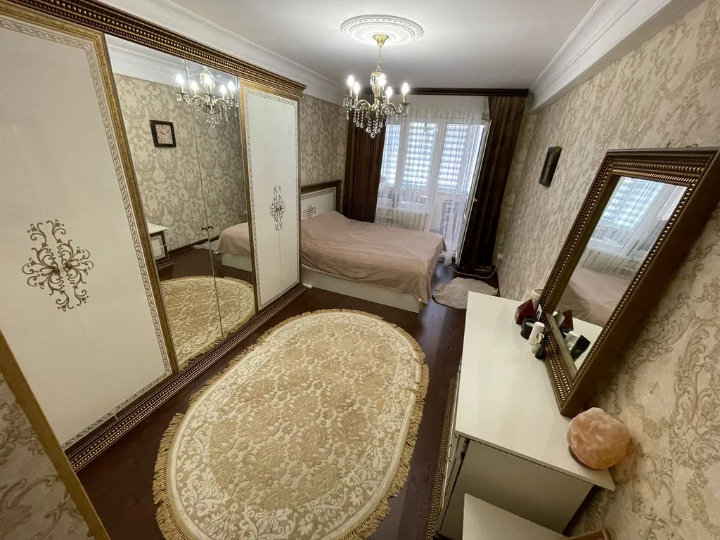 Уютная квартира в удобном районе для отдыха гостейгорода