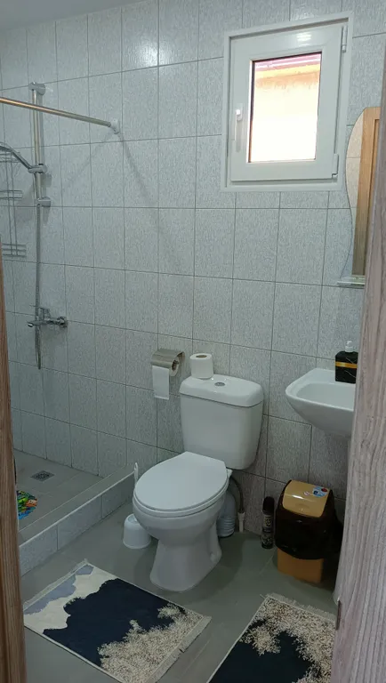 Коттедж Двухкомнатный домик — Кучугуры