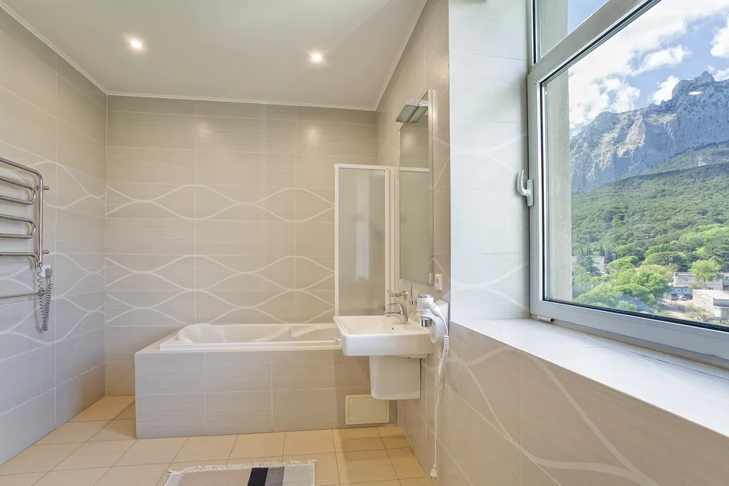 Отдых в Крыму с видом на Черное Море и Ай-Петри