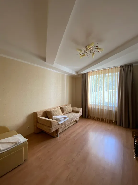 Семейный двухкомнатный номер